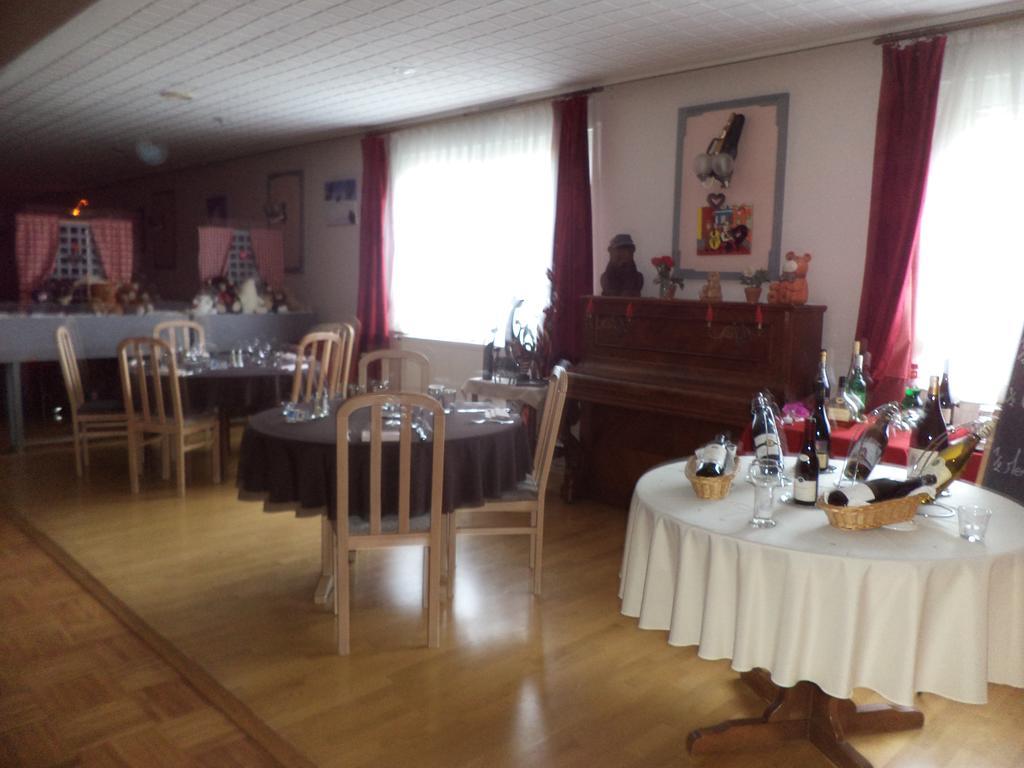 Au Logis Des Ours Belfort Nord Offemont Екстериор снимка