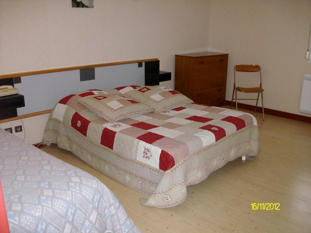 Au Logis Des Ours Belfort Nord Offemont Екстериор снимка
